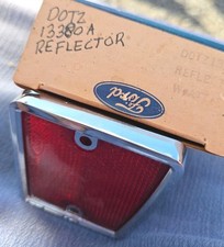 Nos 70 Ford Truck F150 F250 Bronco Rear Side Reflector - Rh Dotz 13380. 68-76