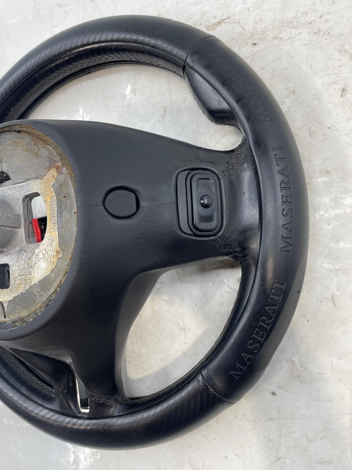 2014 Maserati Quattroporte S Steering Wheel Black With Switches 06700116660 OEM