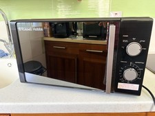 Russell Hobbs RHM2060B 20L 800W Manual Microwave Black Mirrored Door