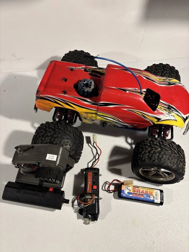 ü Traxxas Tmaxx 带 Os 21 — 第 2/4 张图片