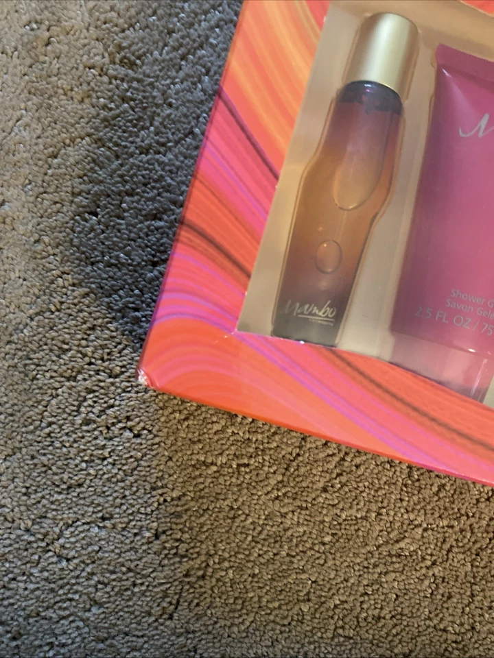 MAMBO 女式 LIZ CLAIBORNE 5 件套 * * 复古 * * 全新!! — 第 3/4 张图片