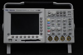 Tektronix TDS3054B 500MHz 4ch Color Digital Phosphor Oscilloscope