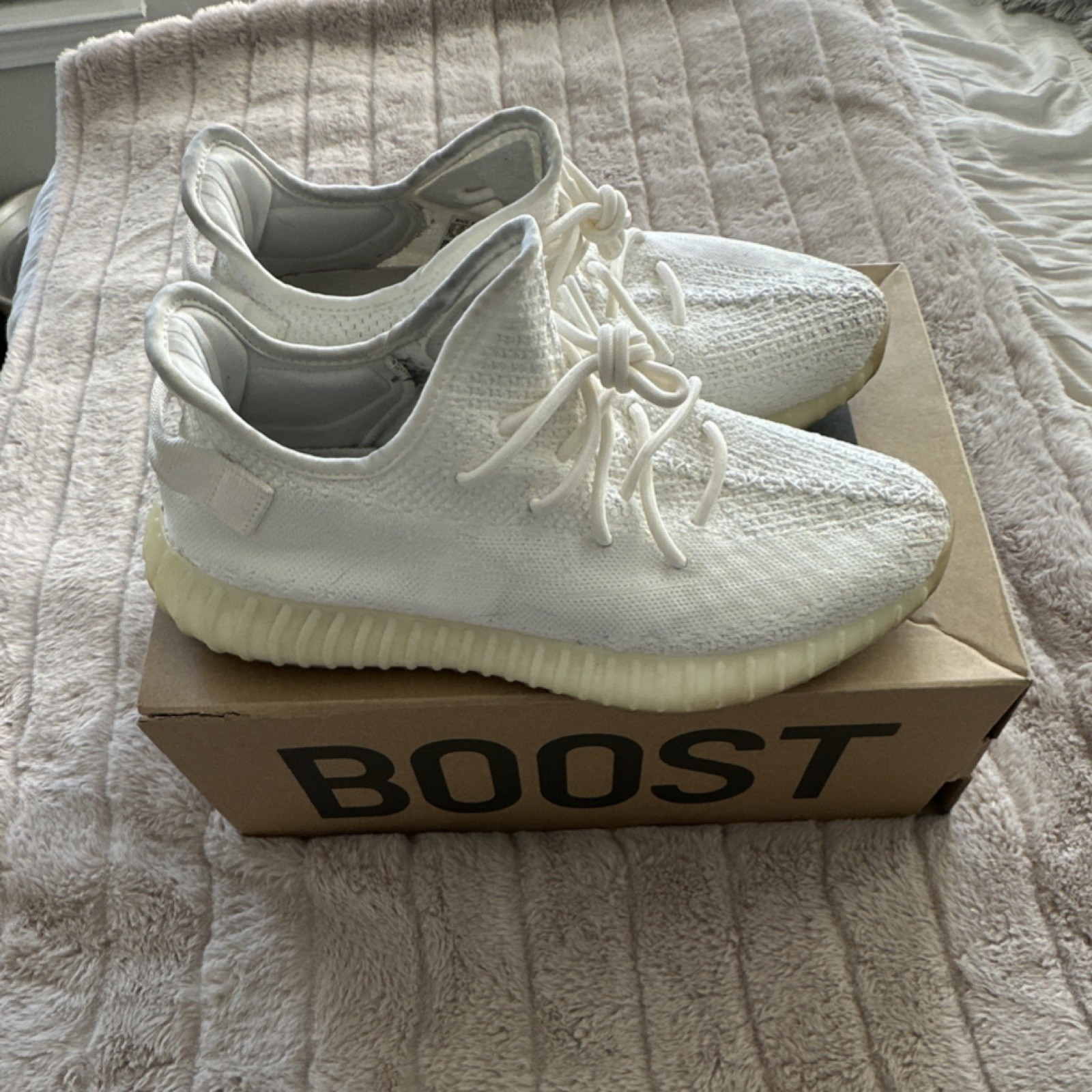 adidas Yeezy Boost 350 V2 Cream White/Triple White CP9366 2017 Low Top Primeknit
