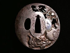 Edo period Japan antique shishi leo peony Tsuba signed by Echizen Ju Kinai 