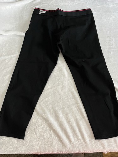 Reggiseno sportivo Fabletics Leggings Donna Capris Taglia Media Nero Taglia Large In perfette condizioni - Foto 2 di 7