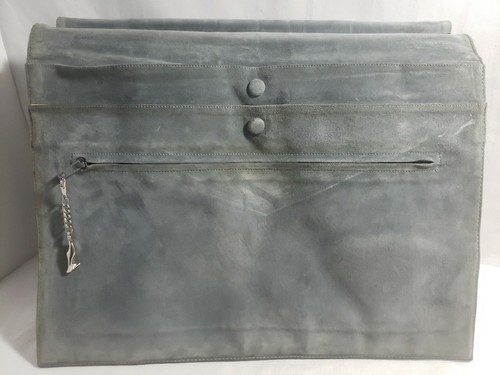 Vintage Maud Frizon Grey w/ Silver Streaks & Elephant Clutch 14x11 Inches - Picture 5 of 11