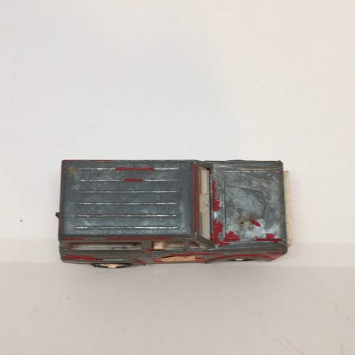 Vintage Tootsietoy Ford Bronco Fire Chief vehicle. - Bild 8 von 11