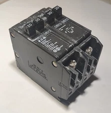 Cutler-Hammer BQ220230 Quadplex Type BQ Circuit Breaker with Rejection Tab NEW