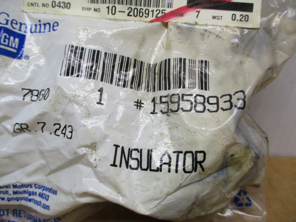 Nuevo aislador GM 15958933 OEM Foto 2 de 4