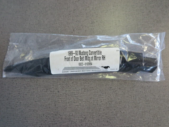 FORD OEM E8ZZ-6120934 MOLDING RH FRONT OF DOOR BELT CONVERTIBLE 89  
