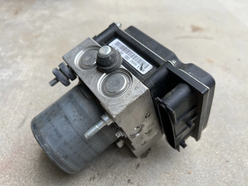 Honda Ridgeline 2012-14 bomba ABS de 3,5 Foto 3 de 4