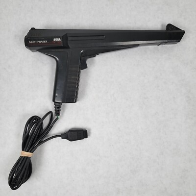 SEGA Master System II – Pack Complet + Light Phaser + 3 Manettes + Jeu Golden Axe - Consoles