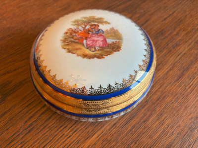Prunkdose Limoges Emmanuel Thomas Kobaltblau 22kt Gold Porzelan 14,5 cm breit