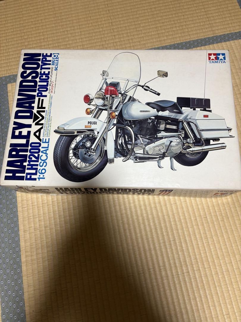 Tamiya Harley-Davidson FLH1200 ポリスバイク 模型 Harley Davidson Flh1200 Police Bike / Tamiya USA