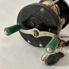 Rare Vintage MEISSELBACH ACCURCAST No. 115 Fishing Reel with Box and Hooks