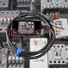 1Pcs Used OMRON sensor D40A-1C5