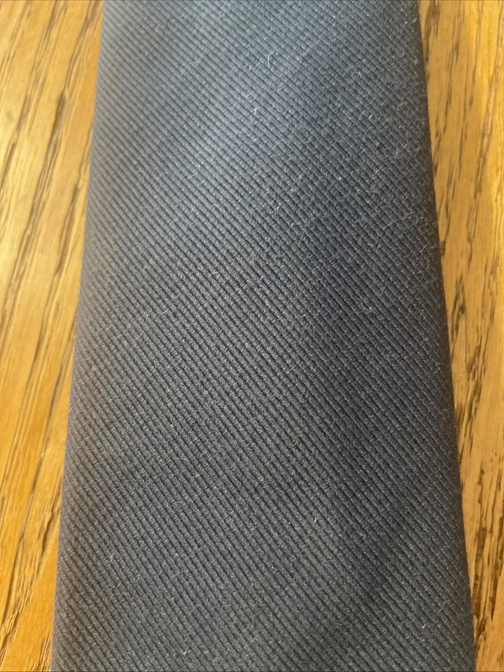 Vintage EUC Pirelli Solid Black Polyester Tie Men’s Necktie Semi Skinny USA Made - Imagem 3 de 4