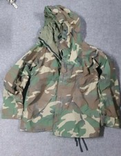 USGI ECWCS Woodland Camouflage Cold Weather Parka Large 762