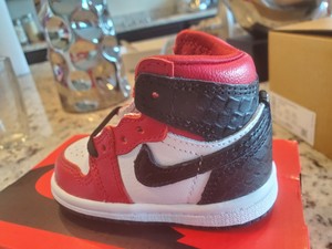 retro 1 size 4