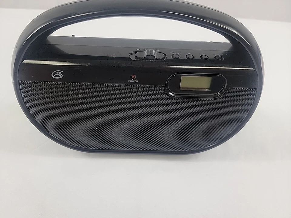 GPX, Inc. R602B Portable AM/FM Radio with Digital Clock and Line Input (Black) - Image 4 of 4