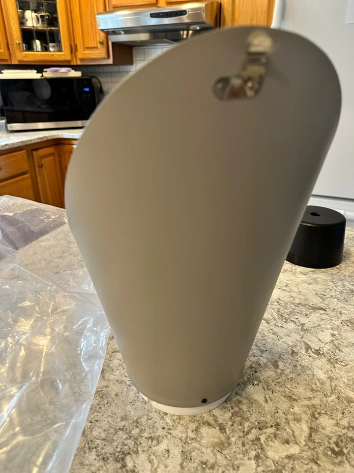 Elinchrom background reflector - Image 2 of 3