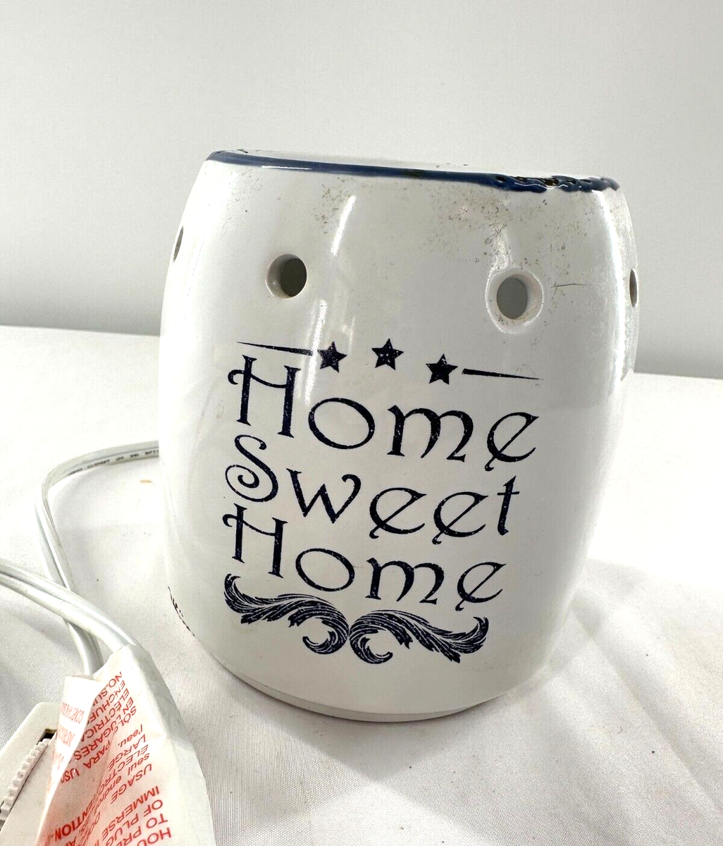 Scentsy Wax Warmer *Home Sweet Home* Homestead Base and Bulb only 