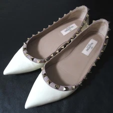 VALENTINO GARAVANI Rockstud pointed-toe flat pumps, size 36.5 Ivory Women USED