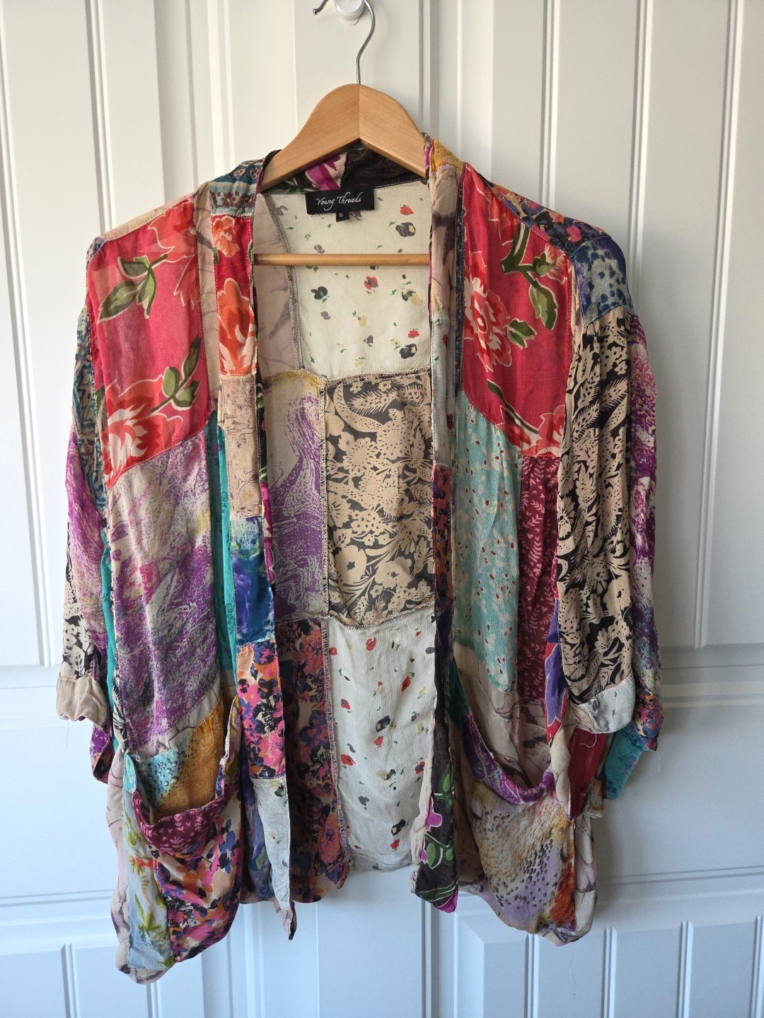 Young Threads Kimomo Topper Small Embroidery Patc… - image 1