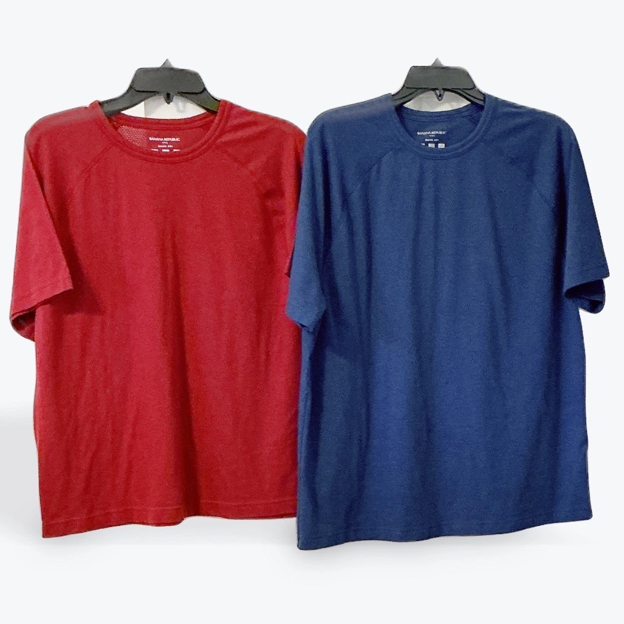 Banana Republic SS Mesh Tee Lot 2 Mens XL Red Blue Quick Dry Moisture Wicking