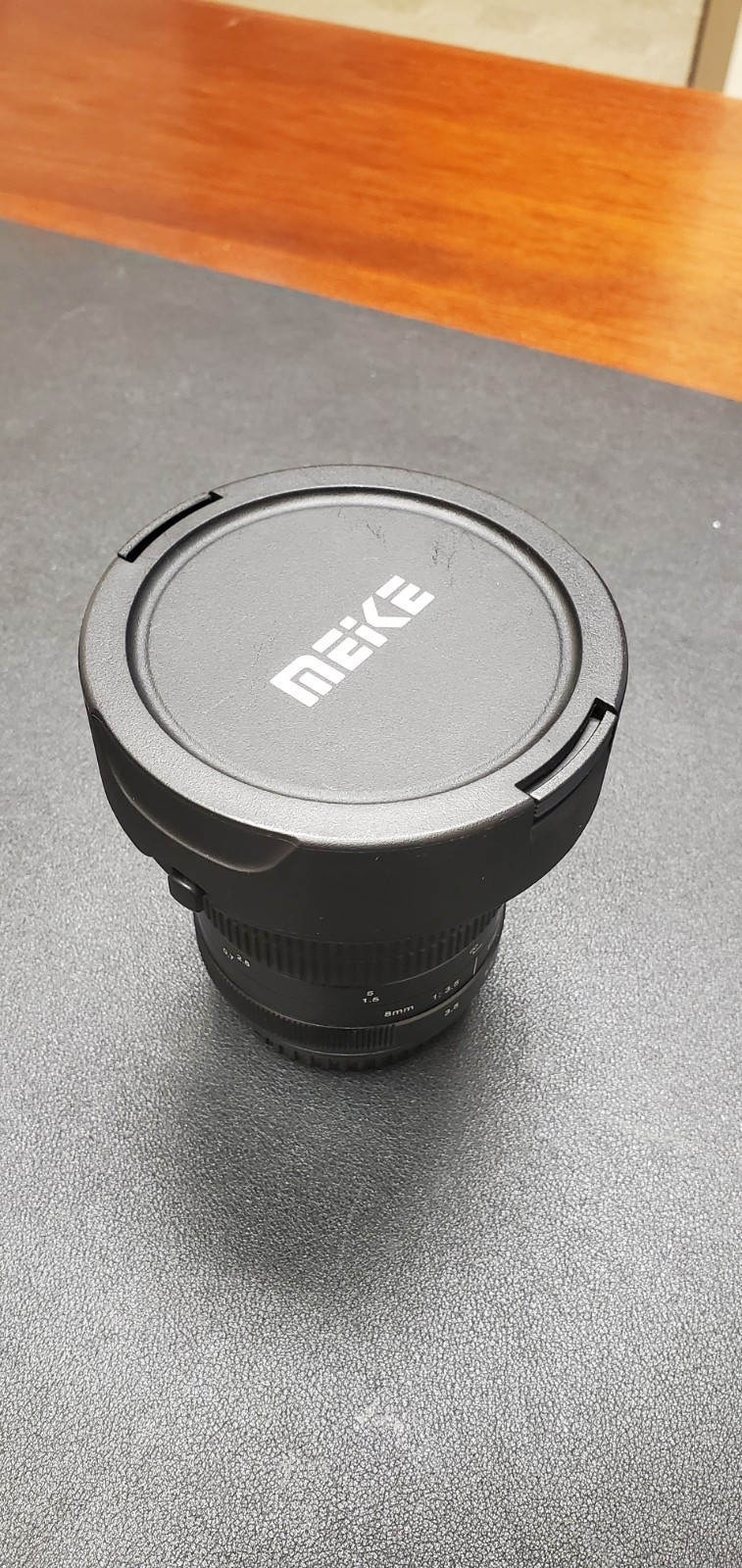 Meike 8mm F3.5 Manual Ultra Wide Angle Fisheye Lens for Canon EF-mount