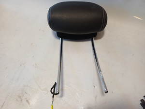 94C* Mercedes W204 Kopfstütze Neck-Pro Leder Schwarz Vorne A2049705950