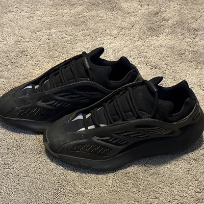 adidas Yeezy 700 V3 Clay Brown Low Top Men s Lace-Up Sneakers GY0189 2020