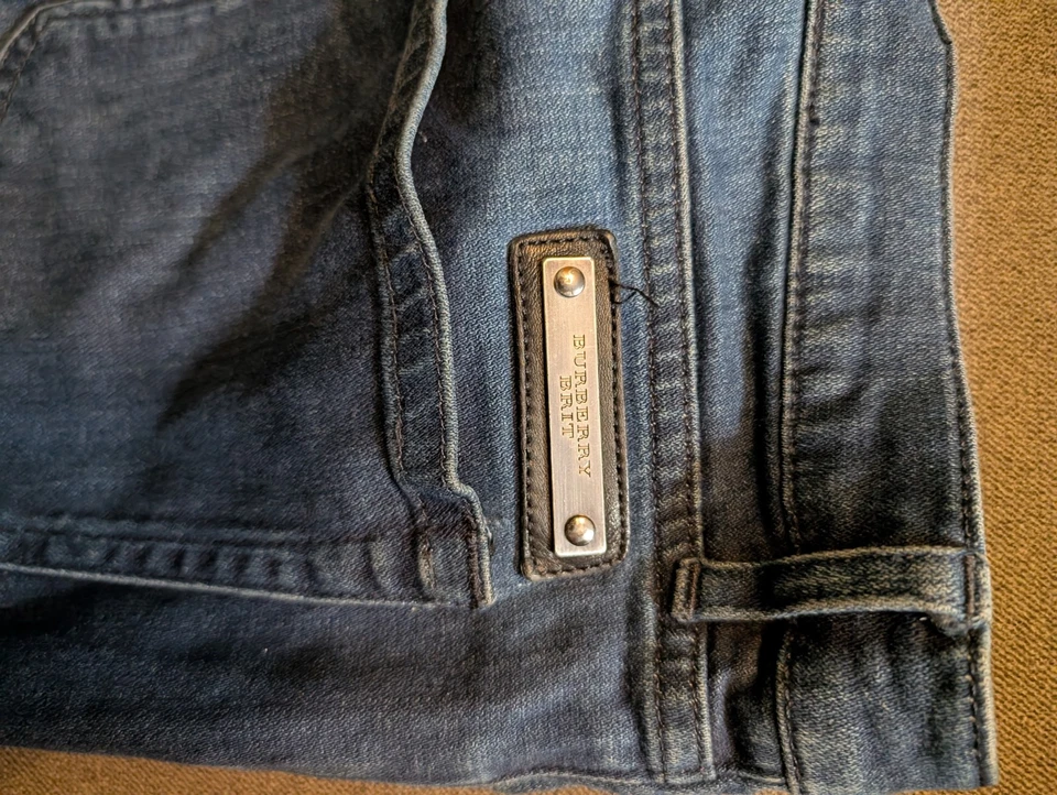 BURBERRY SKINNY JEANS 35R - Image 4 of 4