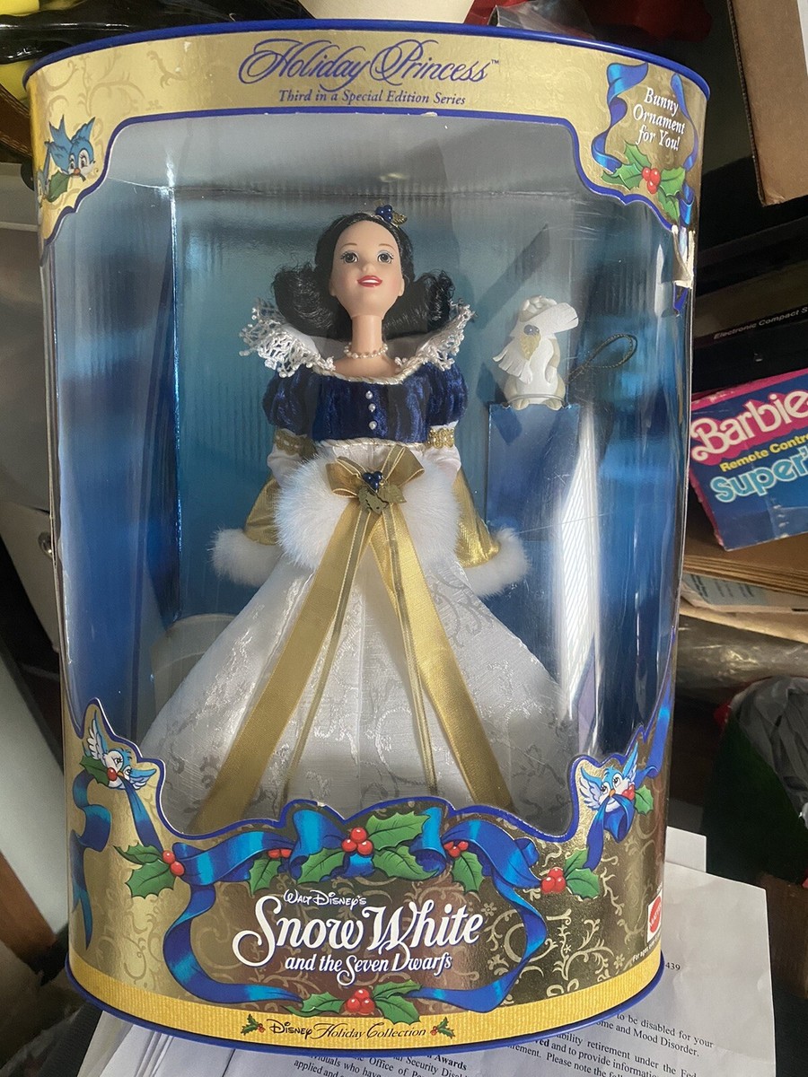 NEW Disney Holiday Princess Snow White Barbie Doll Mattel 1998 NIB