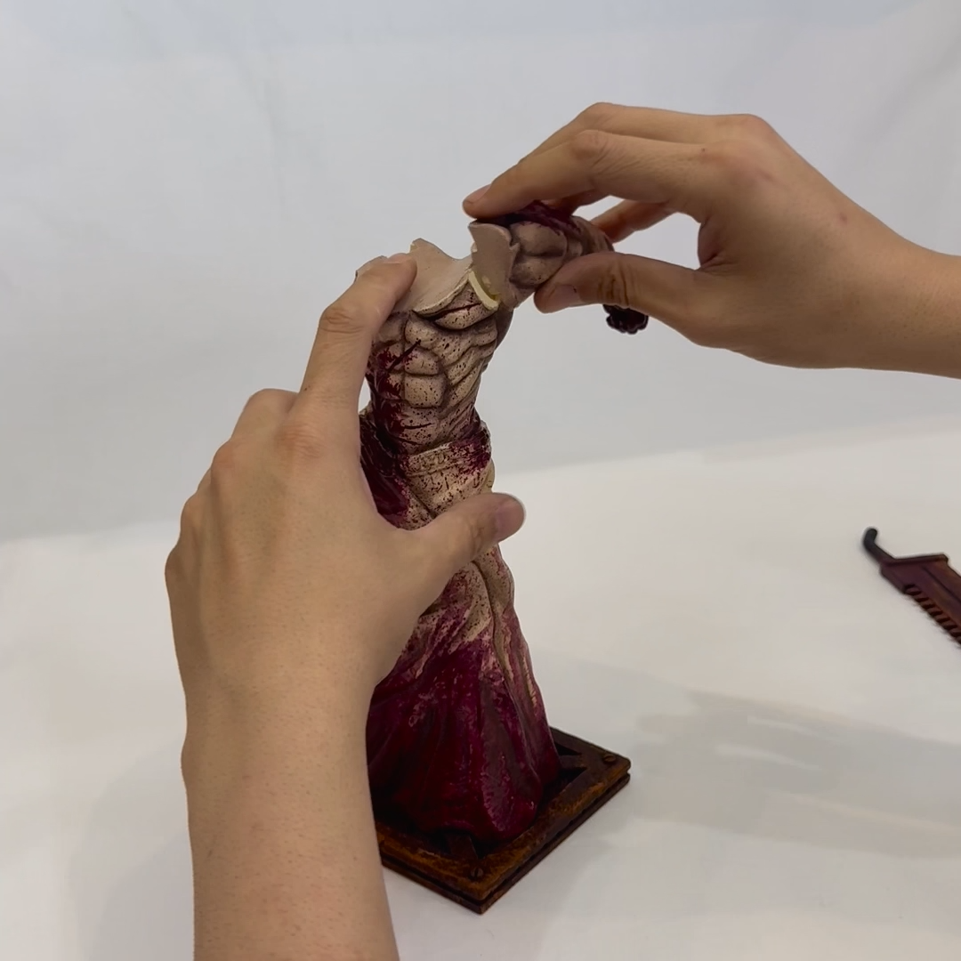 Pyramid Head from Silent Hill statue figure | Horror Pyramid Head from Silent Hill statue figure | Horror