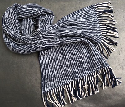French Connection 100% Wool Knitted Scarf Herringbone Navy Cream Fringed  UK