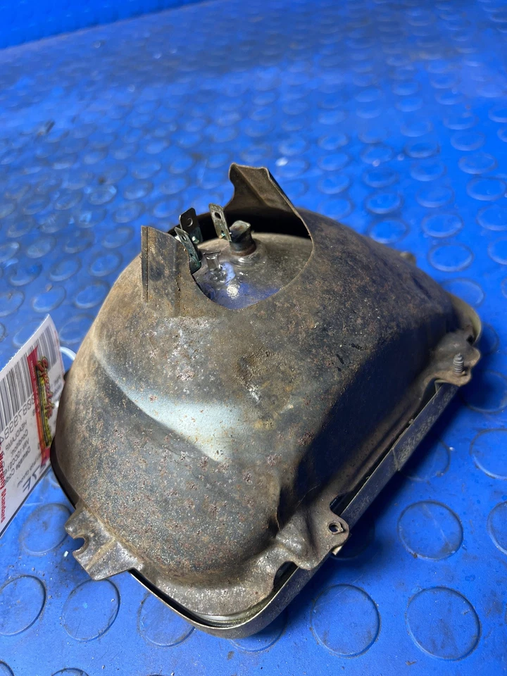 1982 - 93 Chevy S10 Headlight Assembly RH Passenger Side w/o Chrome OEM 16522983 - Image 3 of 3