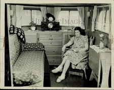 1941 Press Photo Henrietta Suttles relaxes in her trailer in Fairview Village
