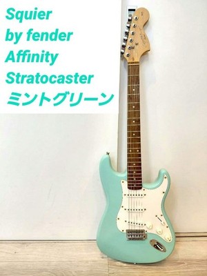 Squier by fender Affinity electric guitar mint green