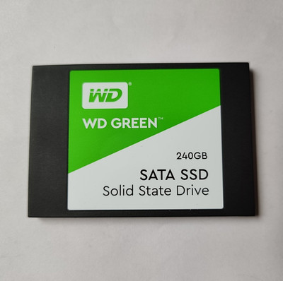 WD Green 240GB 2,5'' SATA Interne SSD TRIM S.M.A.R.T. NCQ WDS240G2G0A