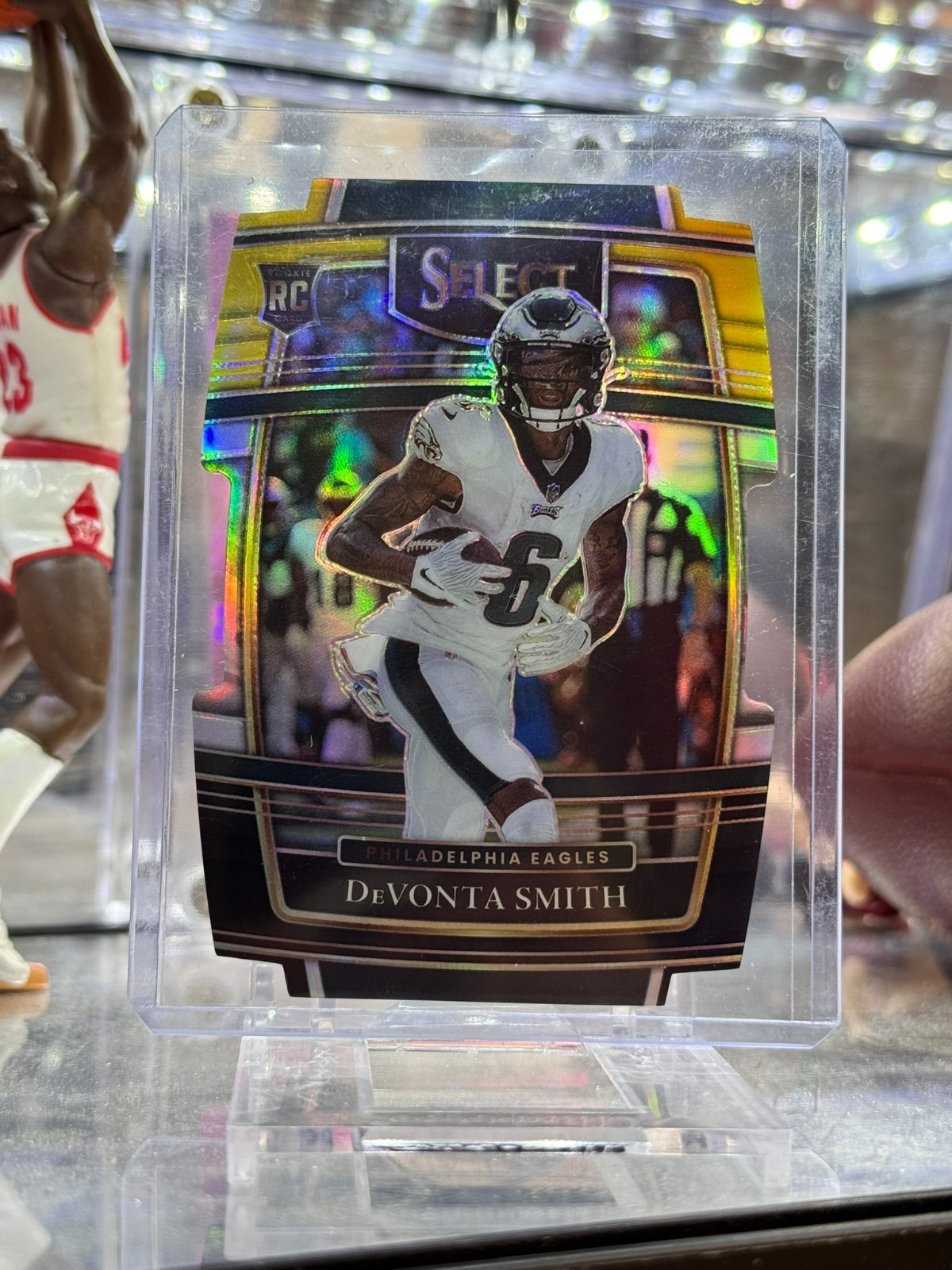 2021 Panini Select - Concourse Devonta Smith #49 Black & Gold Prizm Die-Cut (RC)