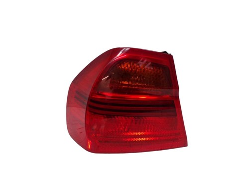 Rückleuchte Rücklicht aussen links passt für BMW 3 (E90) 320I 6937457