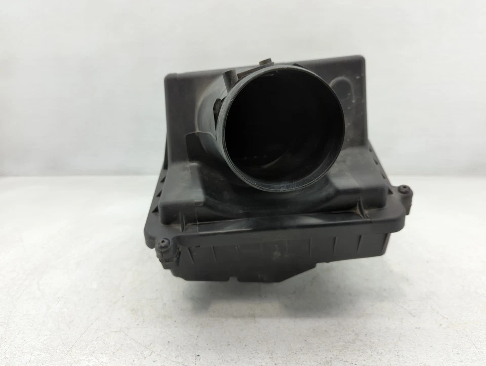 Трубка впускного шланга воздухоочистителя Gmc Yukon Xl DLEHD - Изображение 3 из 4