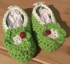 Green Hand Crochet Baby Booties, Size 6-9m, gift packaging included