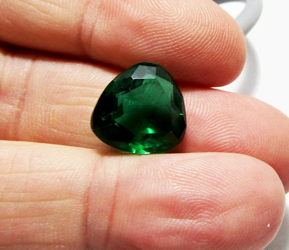 Faceted Green Amethyst 7.5 cts - Imagem 4 de 4