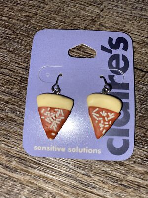 Claire's cheese pizza Food Clay dangle earrings nwt