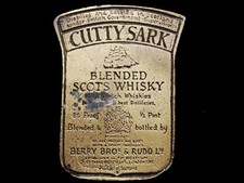 IL13164 VINTAGE 1970s  CUTTY SARK  BLENDED SCOTS WHISKY BOOZE BELT BUCKLE