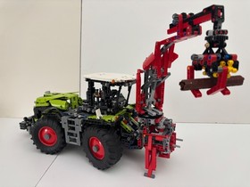 LEGO TECHNIC: CLAAS XERION 5000 TRAC VC (42054 6136832)... 100% Complete, no box