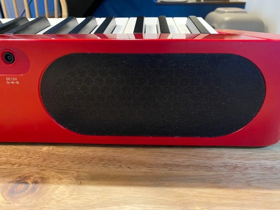 Casio Privia PX-S1100RD Red 88-Key Digital Piano with Pedal, Case & Sheet Music - Image 2 of 4