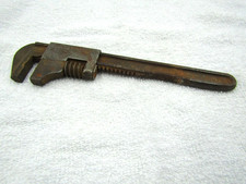 Vintage 9 inch Auto Adjustable Pipe Wrench Monkey Wrench Made in USA,